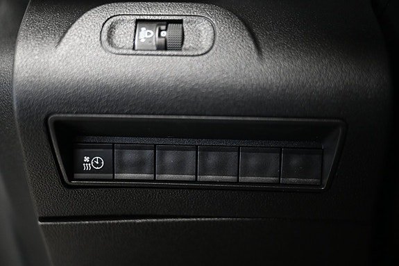 Vehicle Image 34