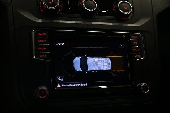 Vehicle Image 23