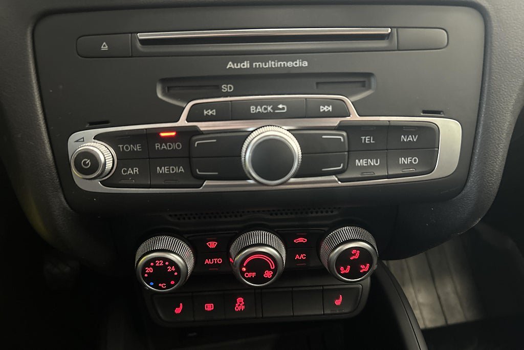 Vehicle Image 24