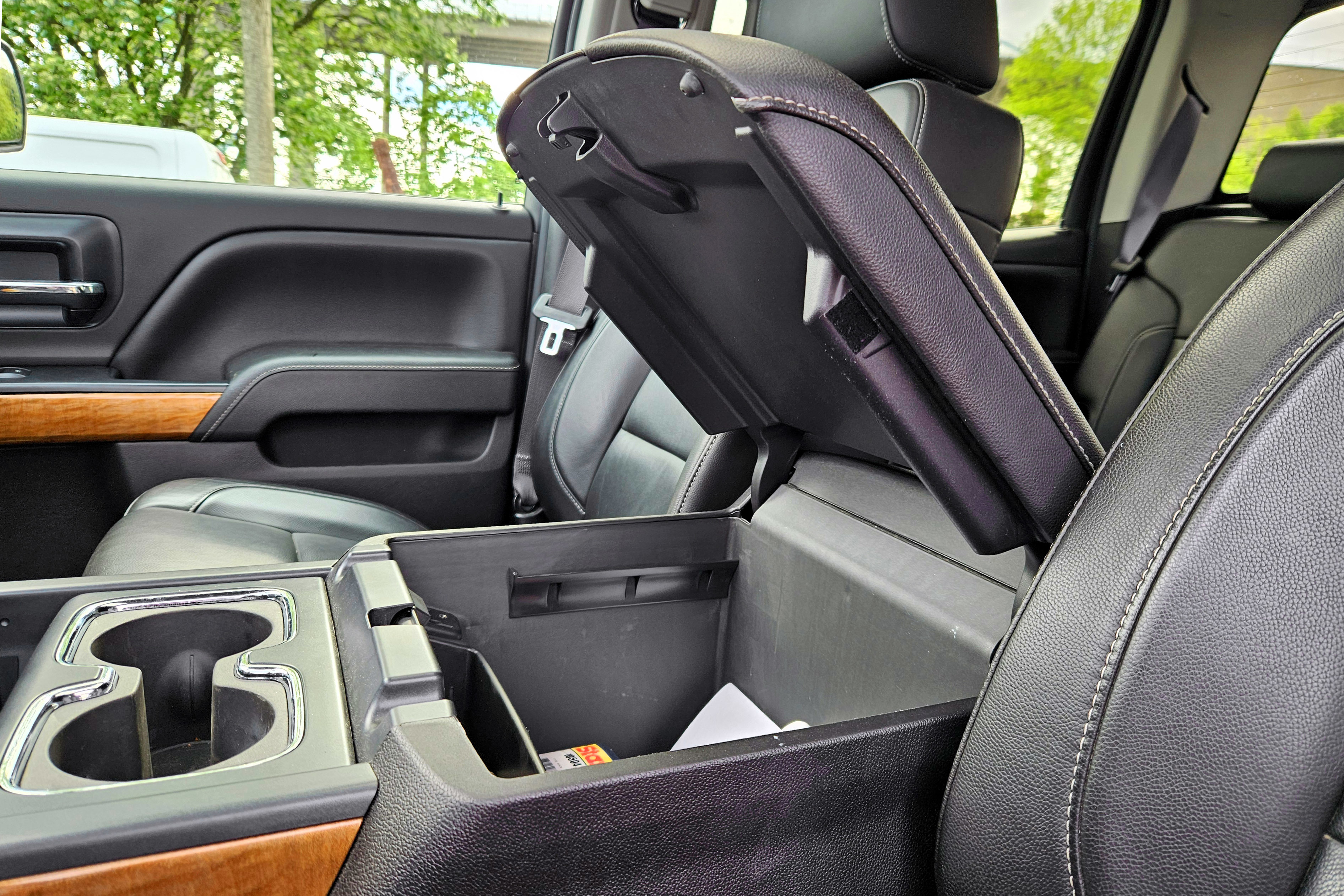 Vehicle Image 15