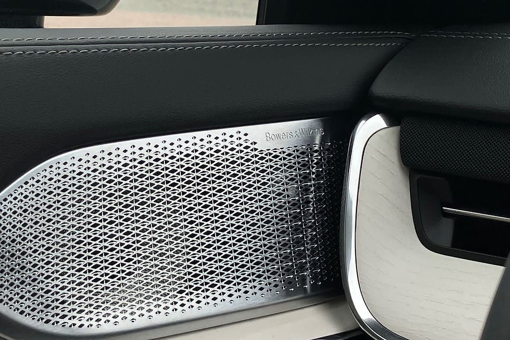 Vehicle Image 23