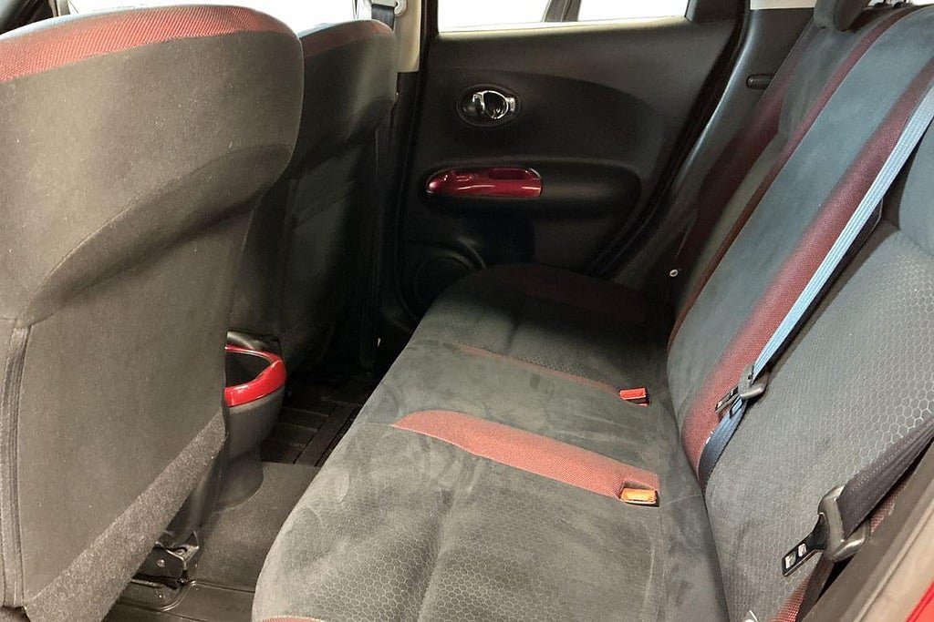 Vehicle Image 16