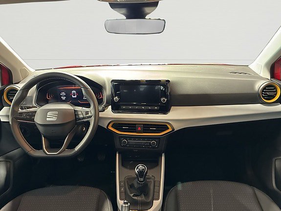 Vehicle Image 11
