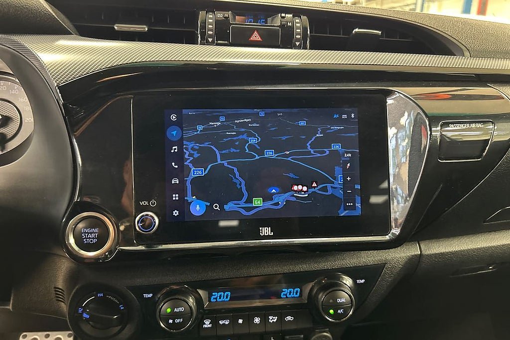 Vehicle Image 16