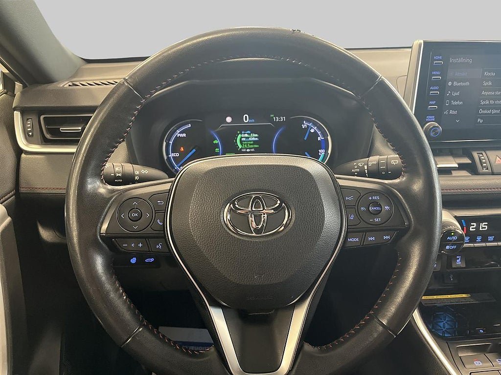 Vehicle Image 22
