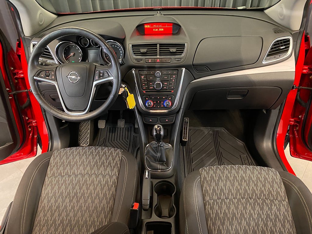 Vehicle Image 6