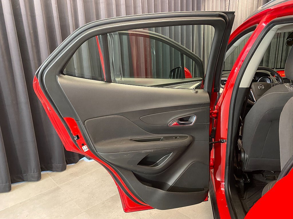 Vehicle Image 23