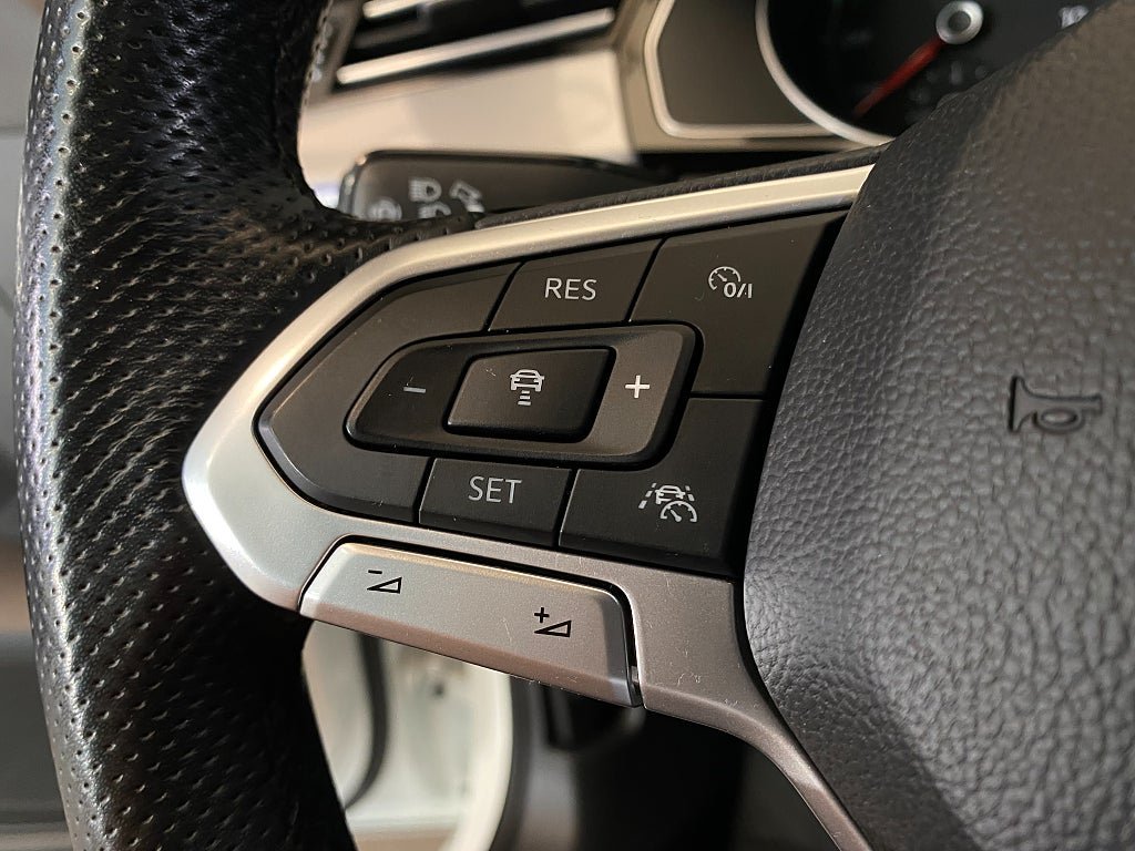 Vehicle Image 61