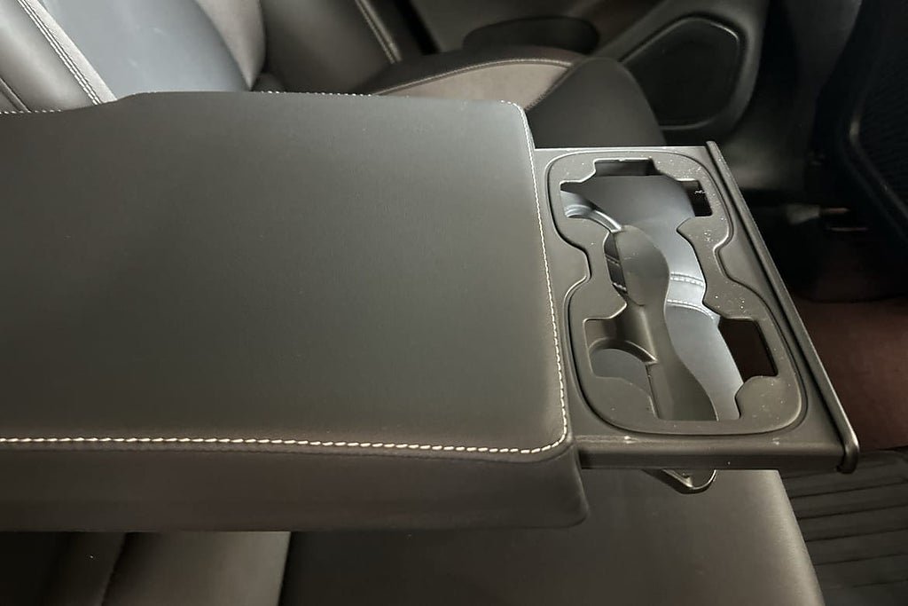 Vehicle Image 30