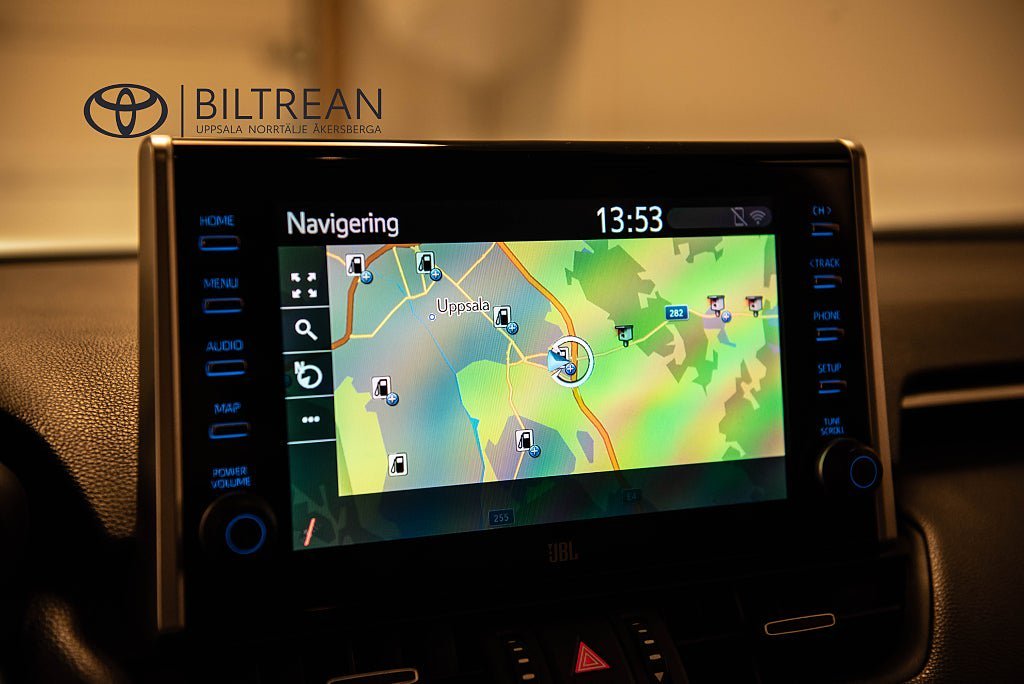 Vehicle Image 22