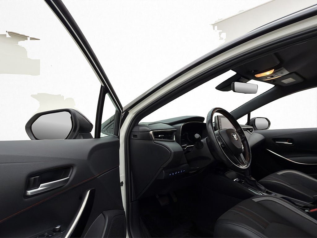 Vehicle Image 11