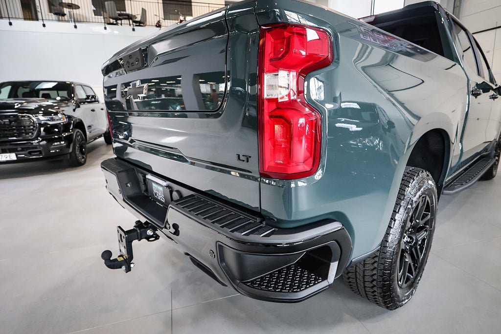 Vehicle Image 15