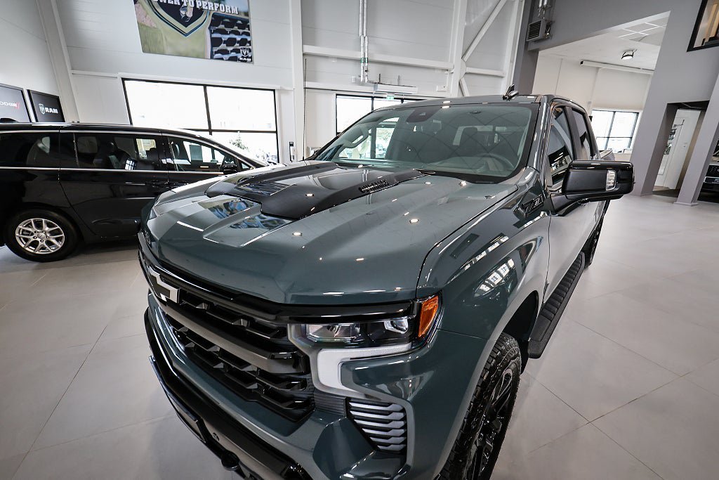 Vehicle Image 18