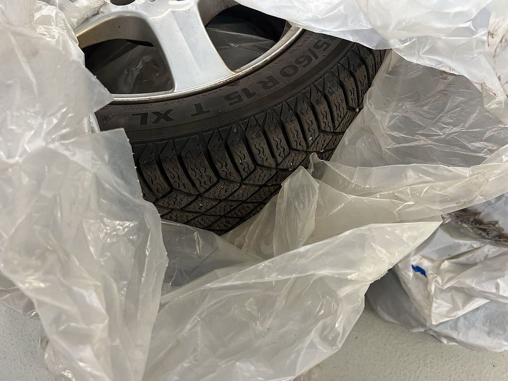 Vehicle Image 15