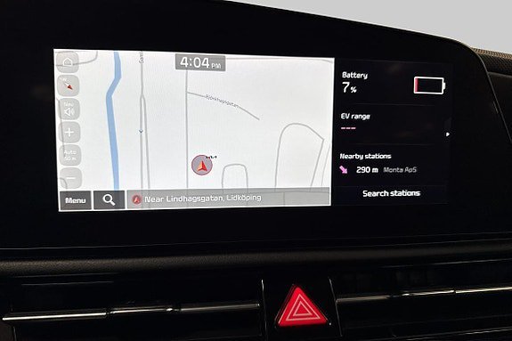 Vehicle Image 16