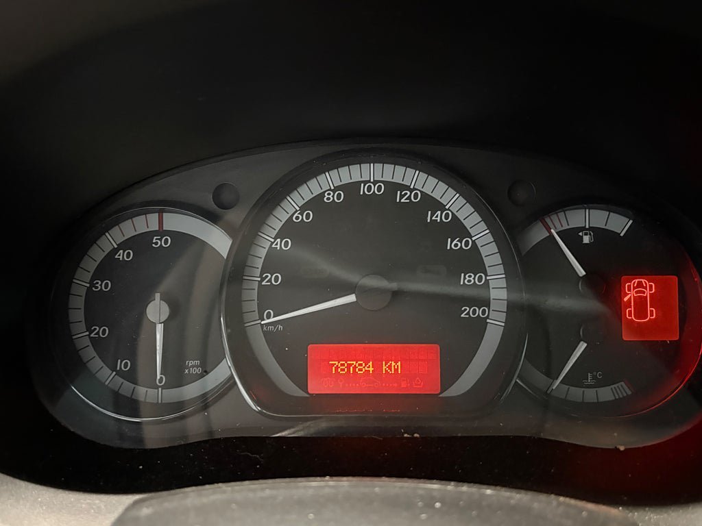 Vehicle Image 13