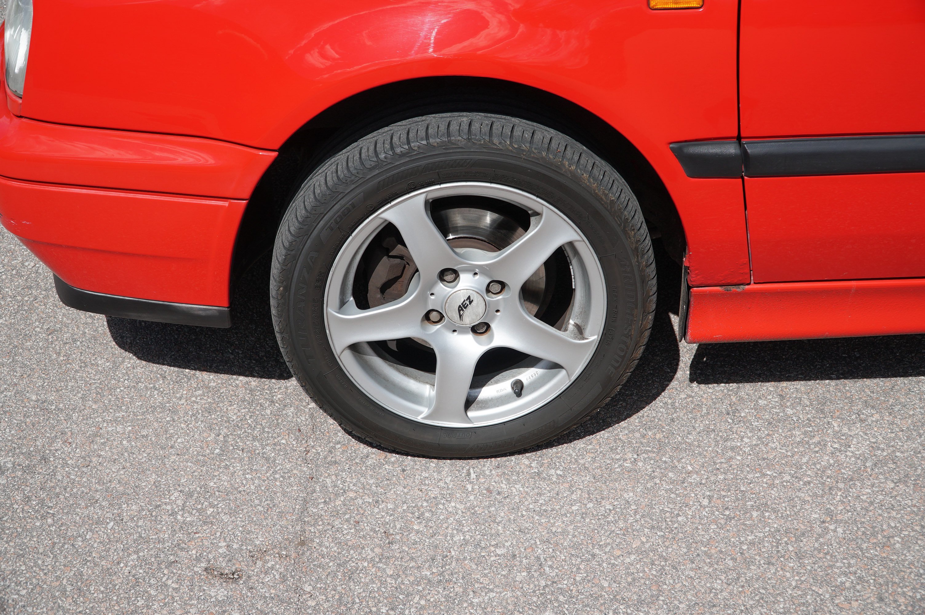 Vehicle Image 24
