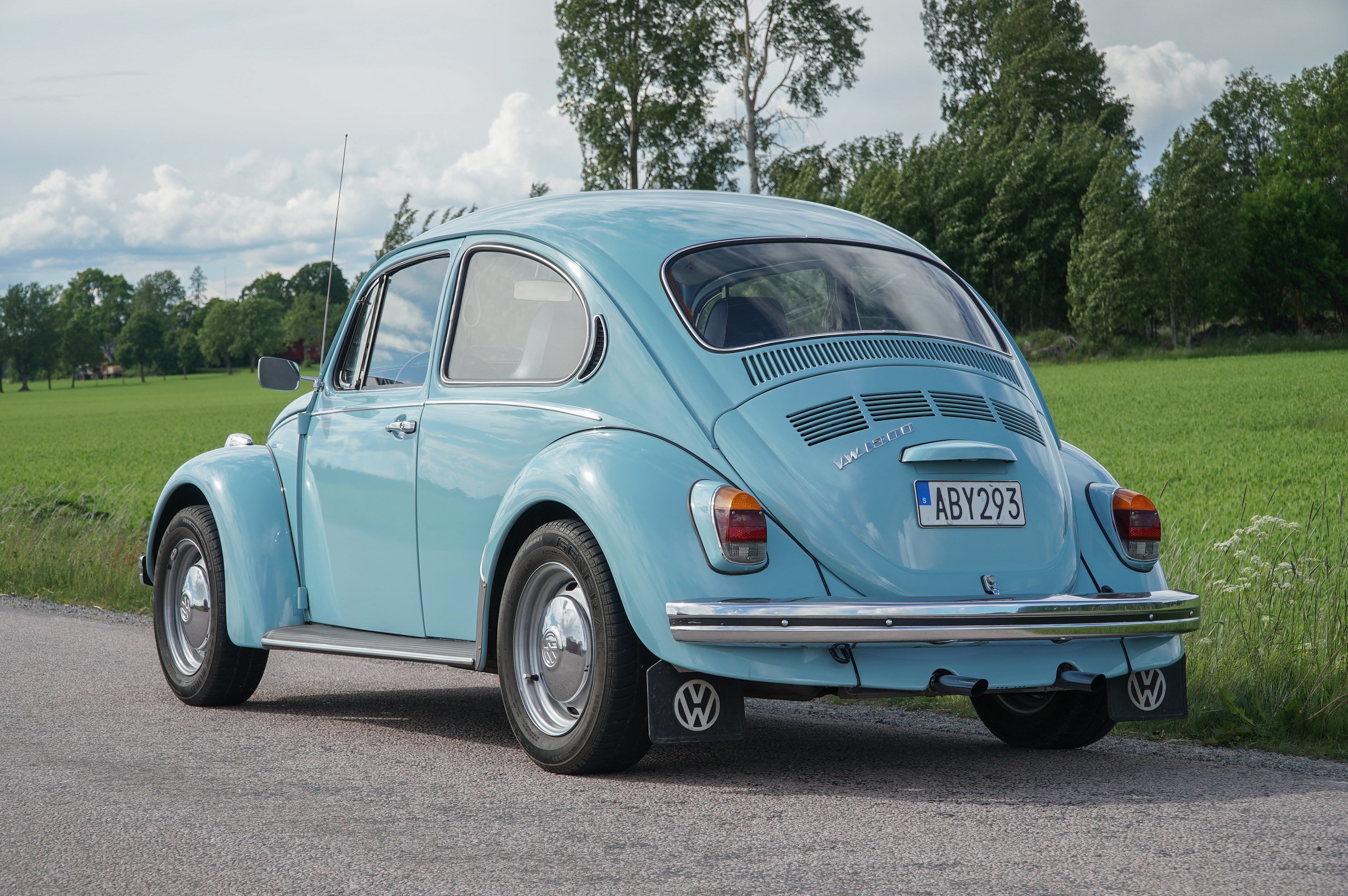 Vehicle Image 23