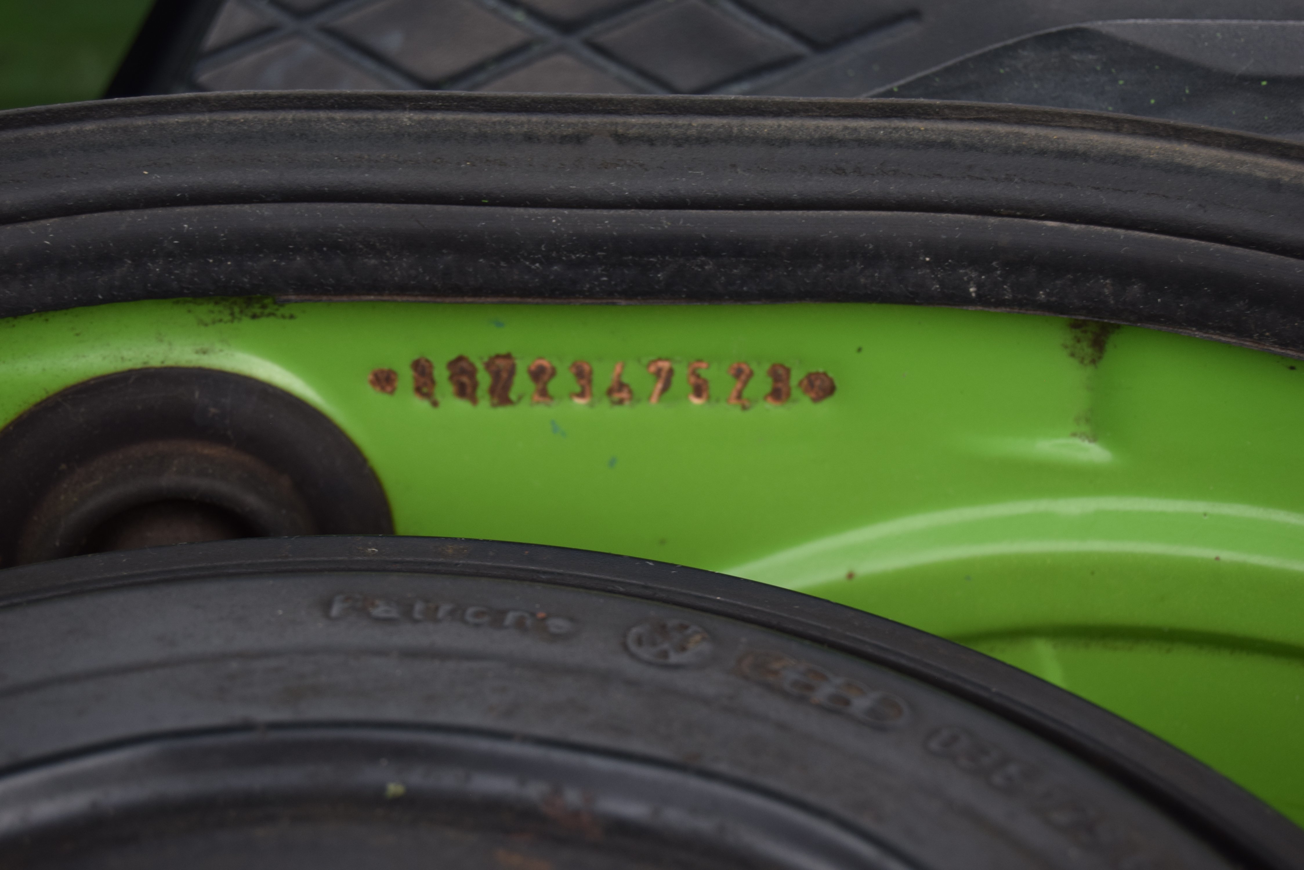 Vehicle Image 35