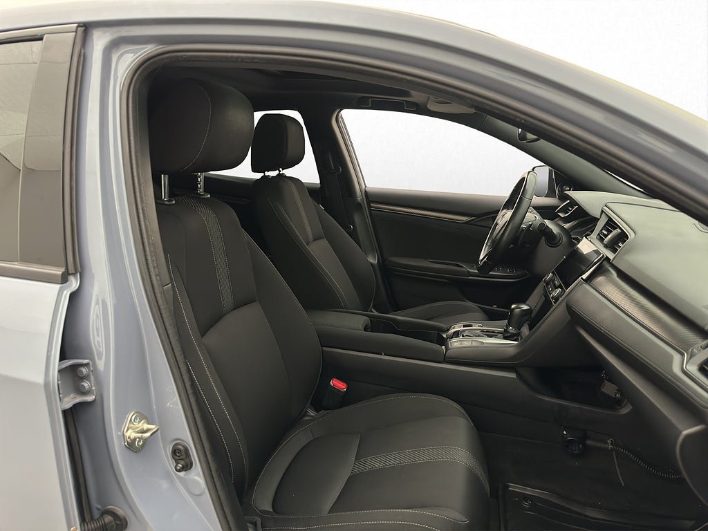 Vehicle Image 24