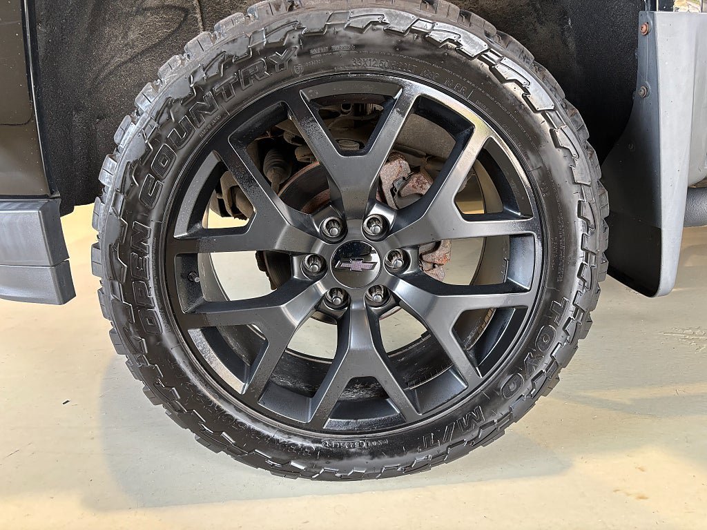 Vehicle Image 11