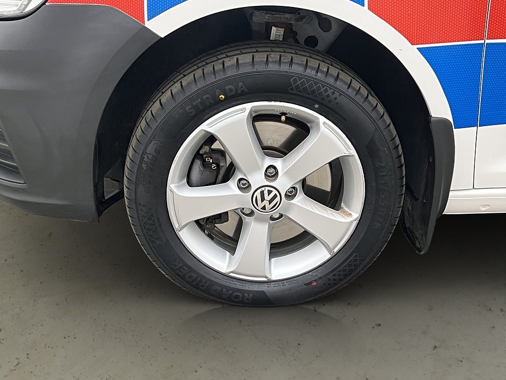 Vehicle Image 26