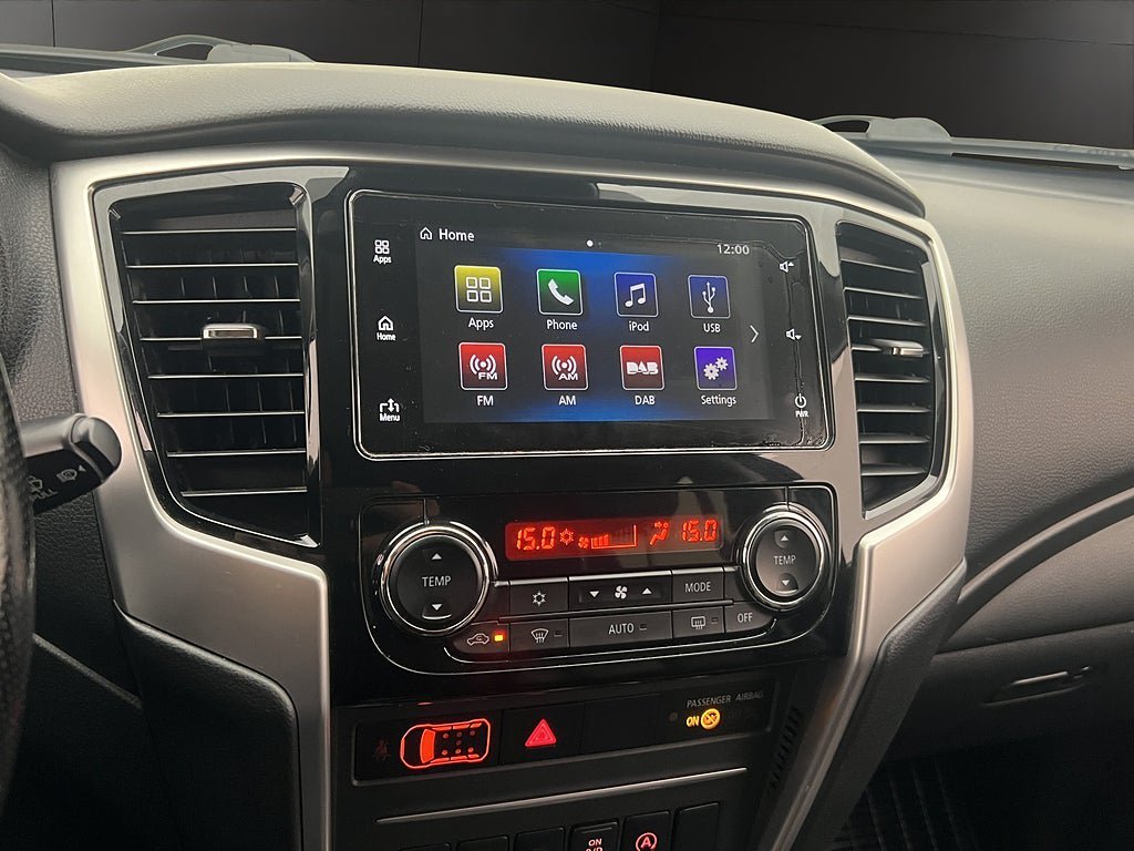 Vehicle Image 22