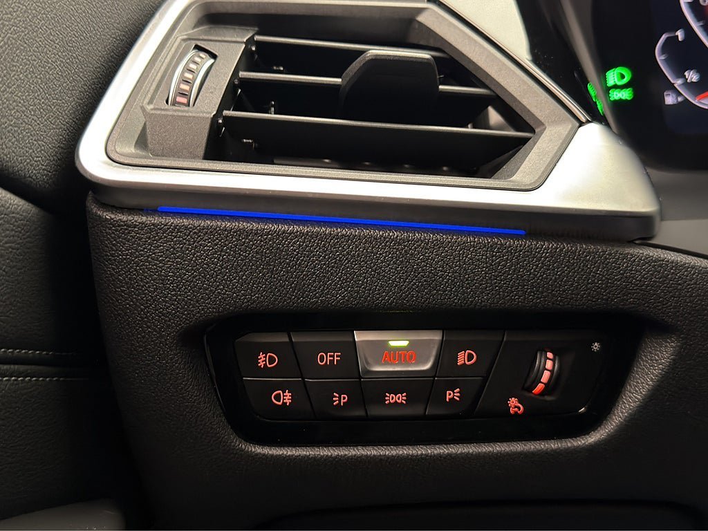 Vehicle Image 34