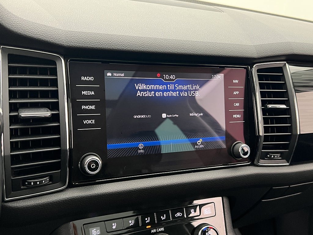 Vehicle Image 22