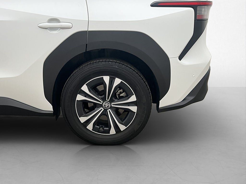 Vehicle Image 31