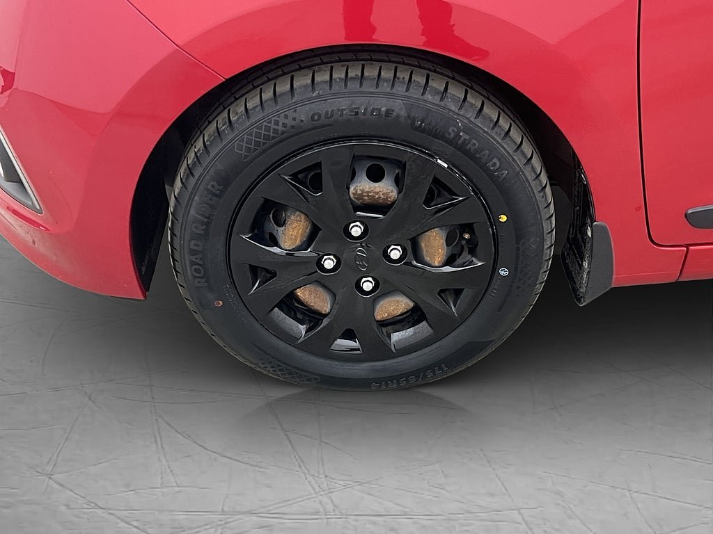 Vehicle Image 21