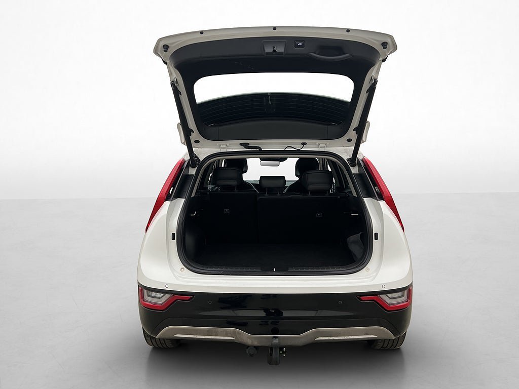 Vehicle Image 32