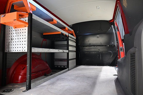 Vehicle Image 9