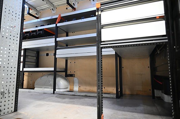 Vehicle Image 12