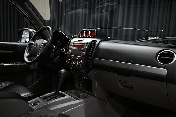 Vehicle Image 27