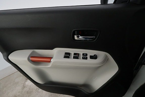 Vehicle Image 27