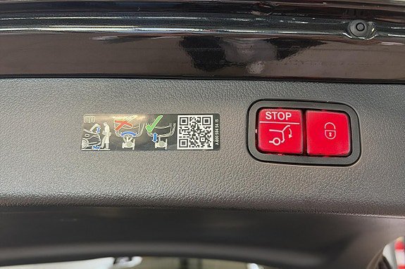 Vehicle Image 29