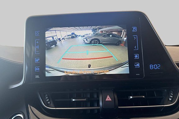 Vehicle Image 17