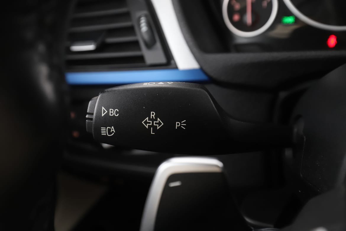 Vehicle Image 32