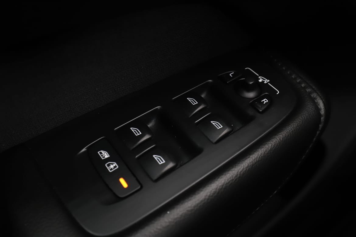 Vehicle Image 34