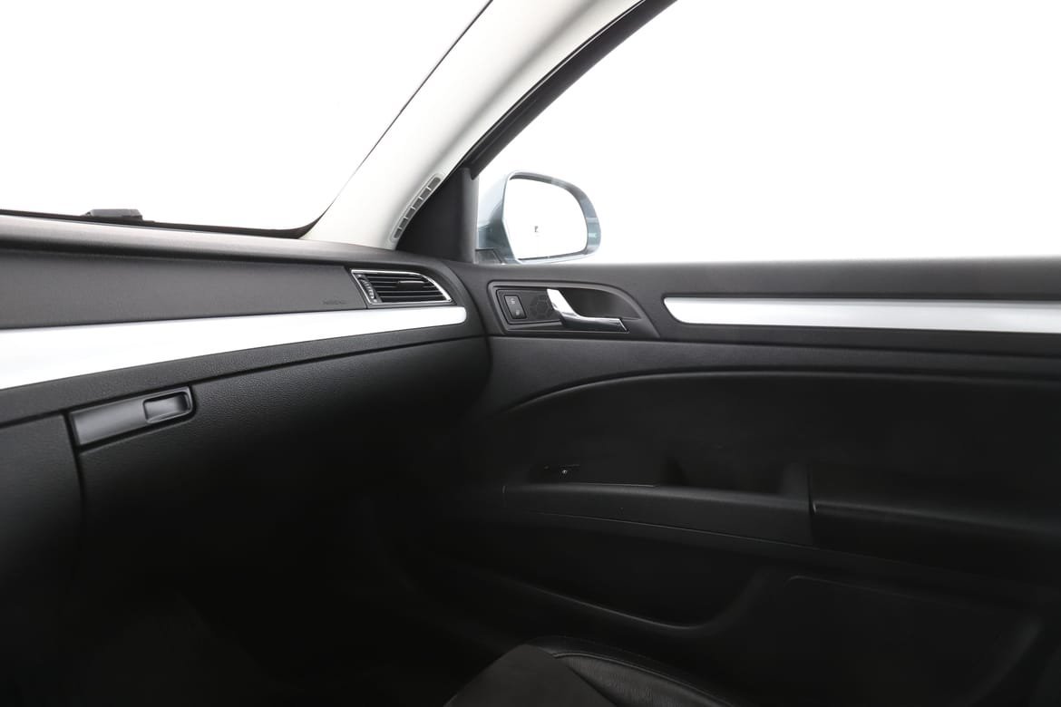 Vehicle Image 33