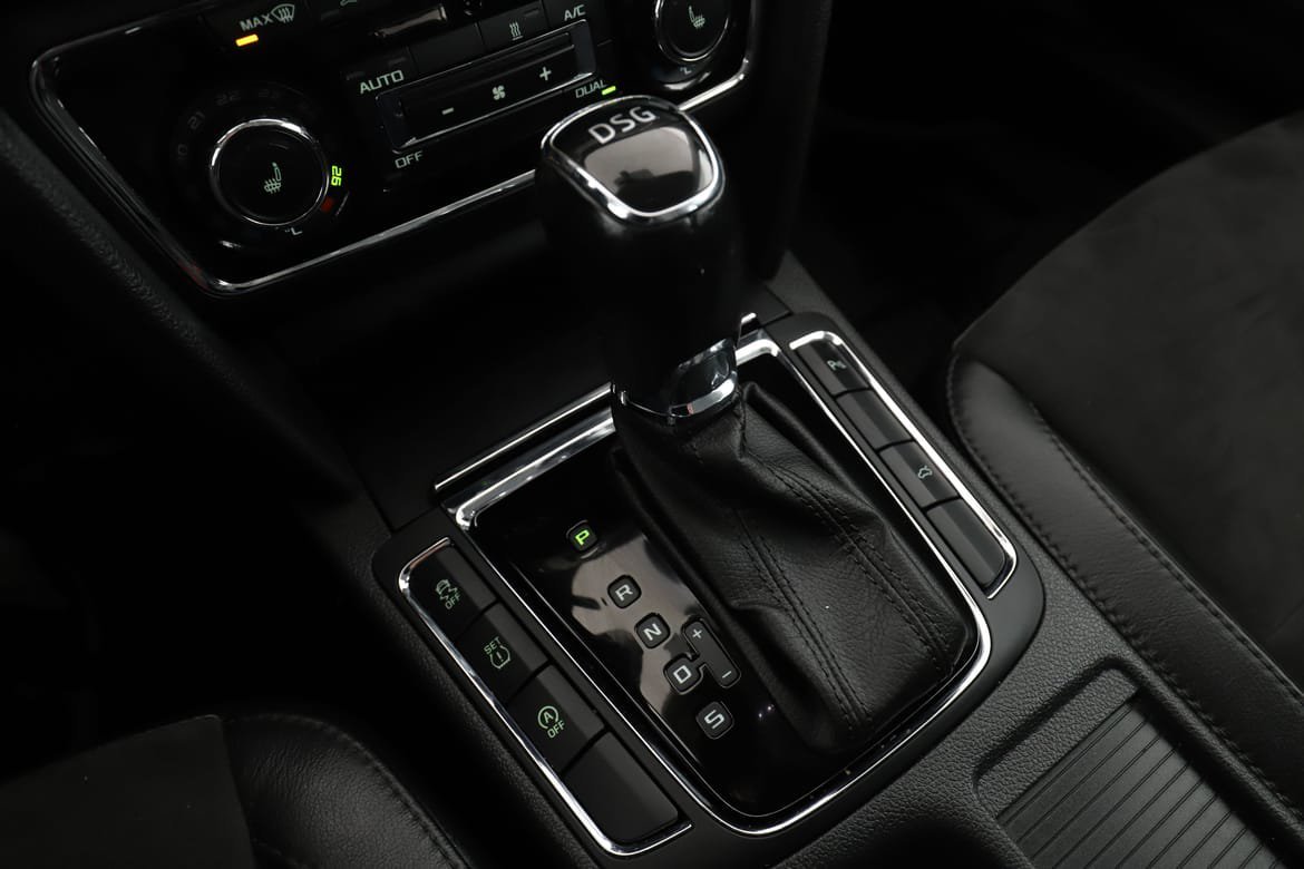 Vehicle Image 35