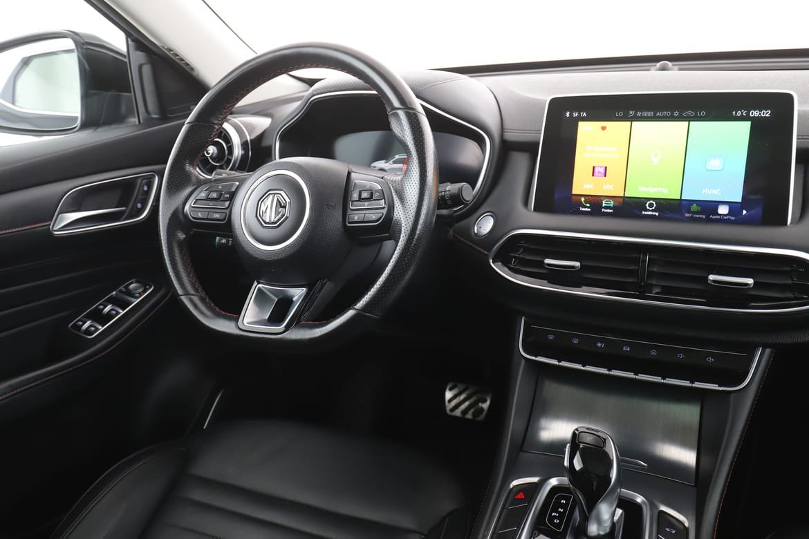 Vehicle Image 14