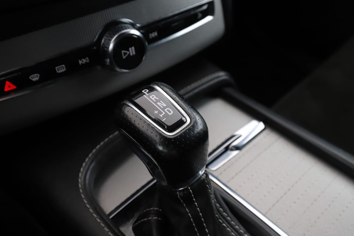 Vehicle Image 25
