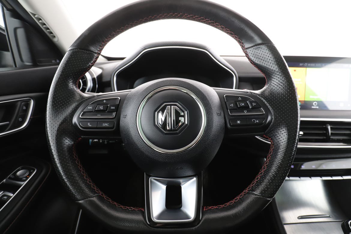 Vehicle Image 19