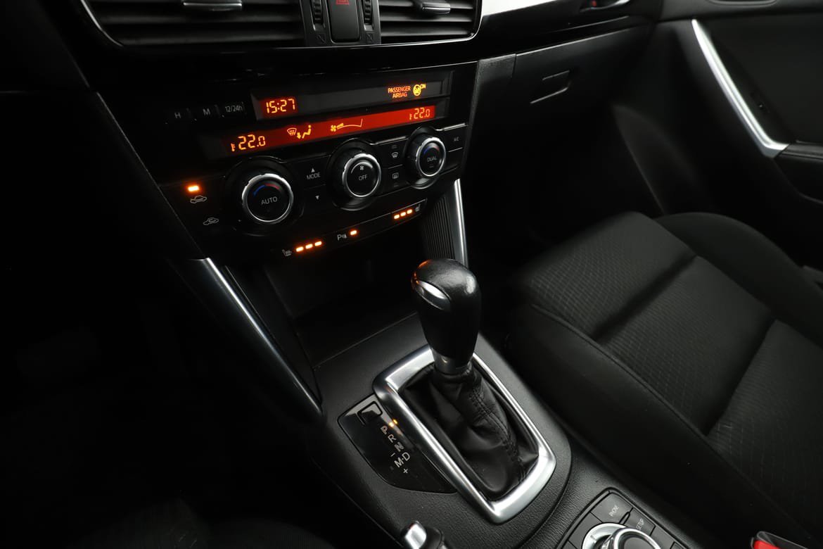 Vehicle Image 24