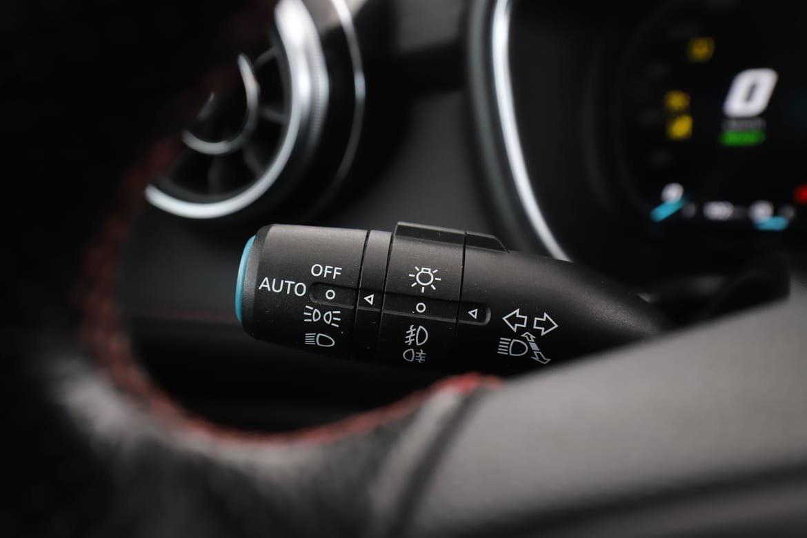 Vehicle Image 38