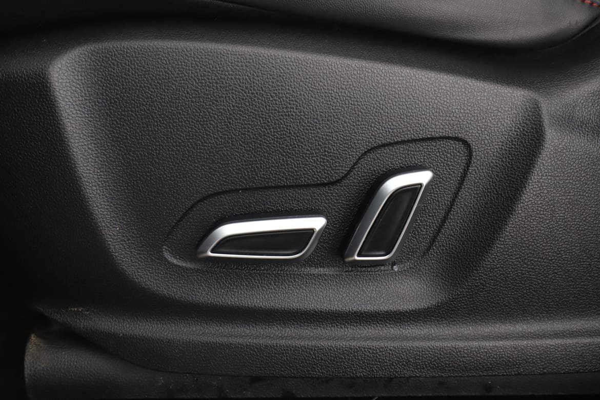 Vehicle Image 41