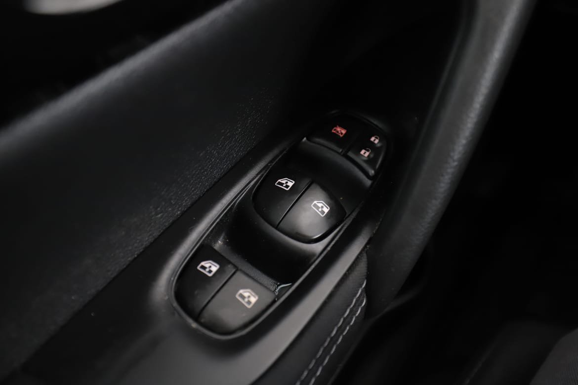 Vehicle Image 28