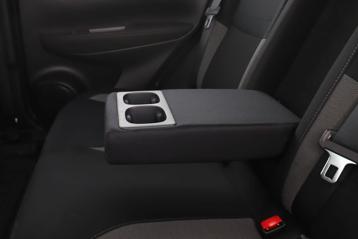 Vehicle Image 36